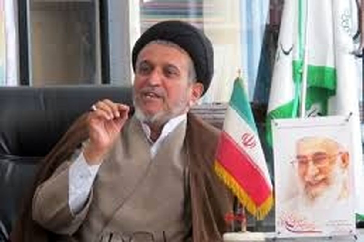 برگزاری مراسم تعویض پرچم بقعه متبرکه امام زاده بی بی حکیمه (س)