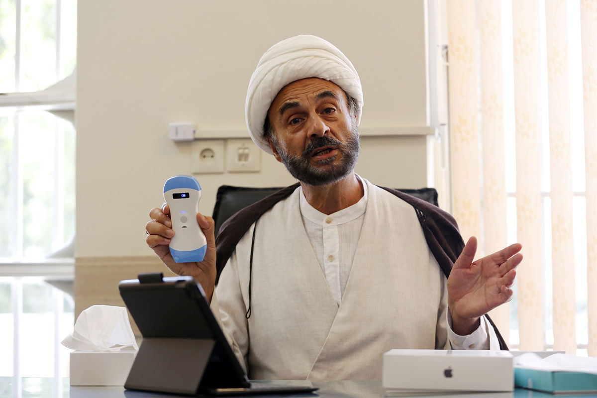 درمانگاه خیریه ولیعصر(عج) شیراز مجهز به سونوگرافی پرتابل شد