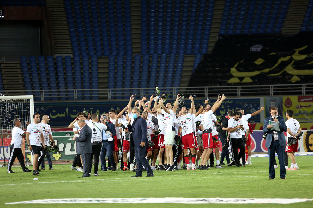 شهردار تبریز در پیامی قهرمانی تراکتوردر جام حذفی را تبریک گفت