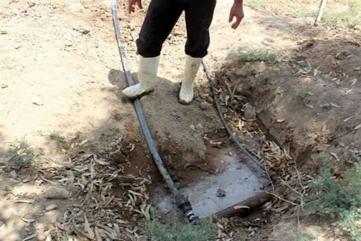 شناسایی و جمع‌آوری یازده رشته انشعاب آب غیرمجاز باغ در فیرورق