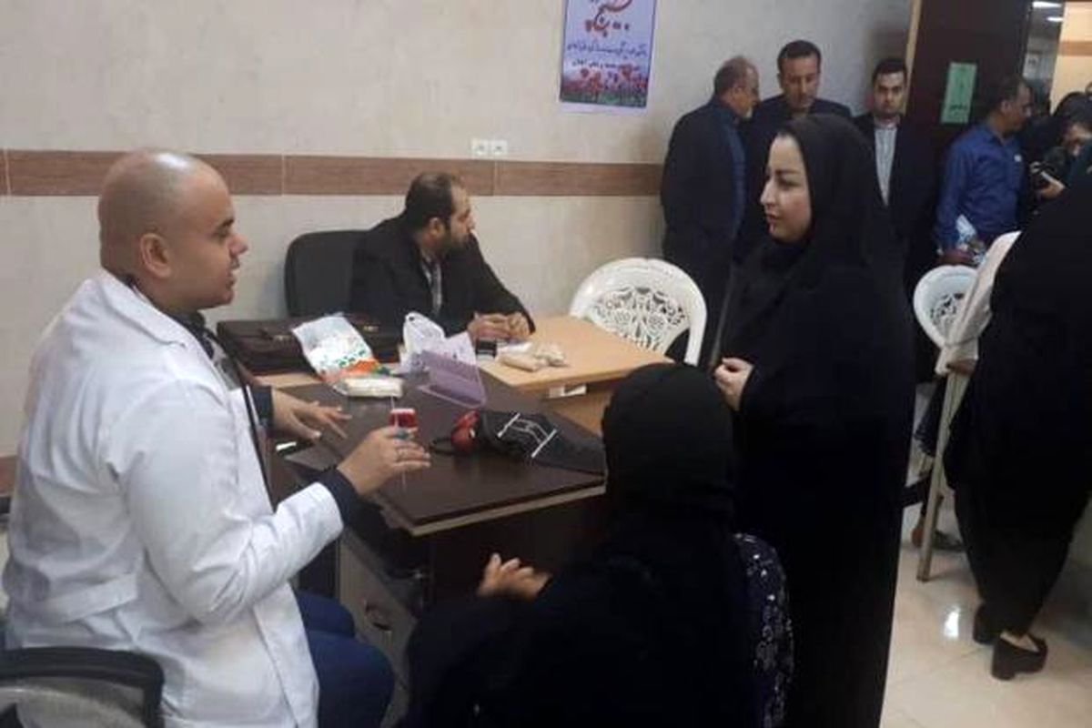 اجرای طرح ویزیت پزشکی رایگان شهید رهنمون در آبادان