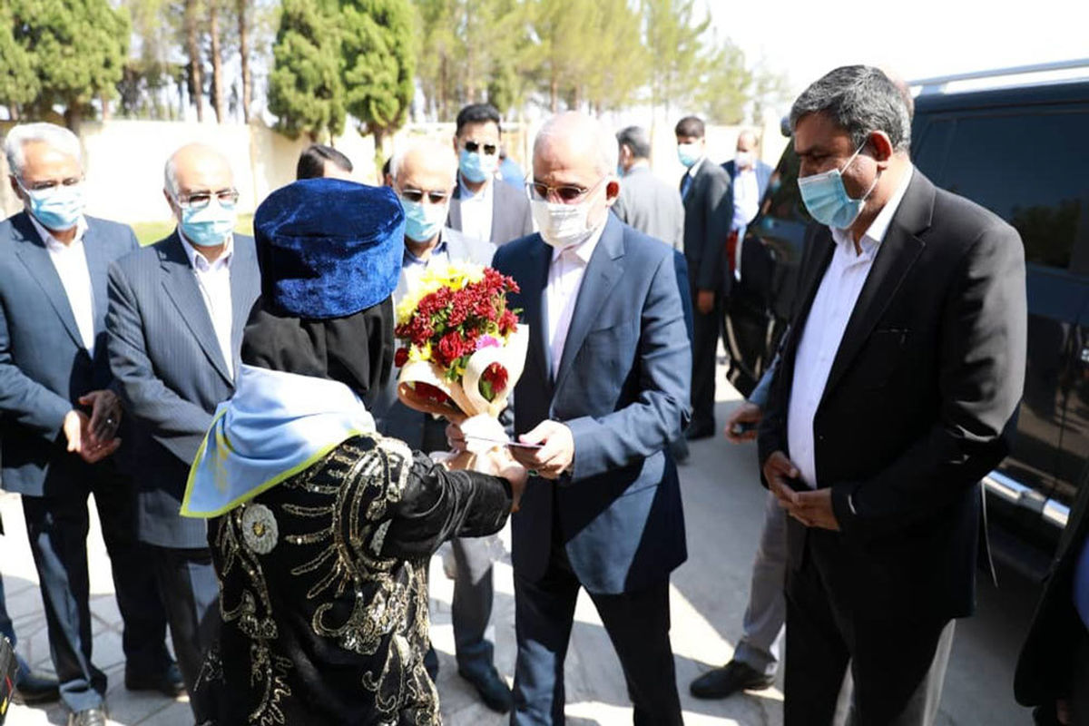 وزیر آموزش‌وپرورش به کرمان سفر کرد