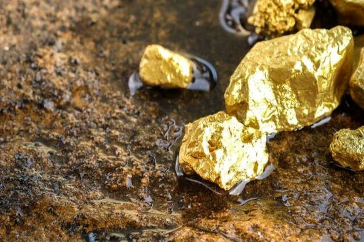 استخراج سالانه یک میلیون و ۸۵ هزار تن ماده معدنی طلا در تکاب