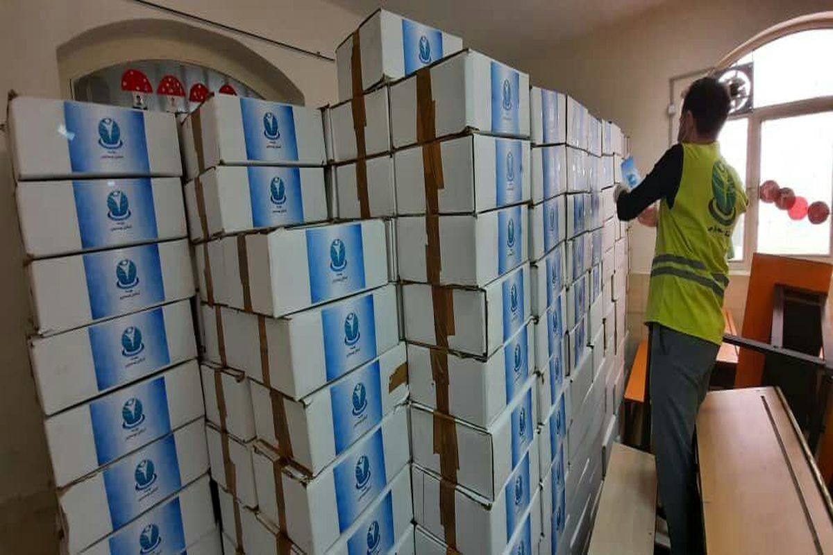 توزیع ۶۰۰ بسته بهداشتی در منطقه ۱۷ تهران