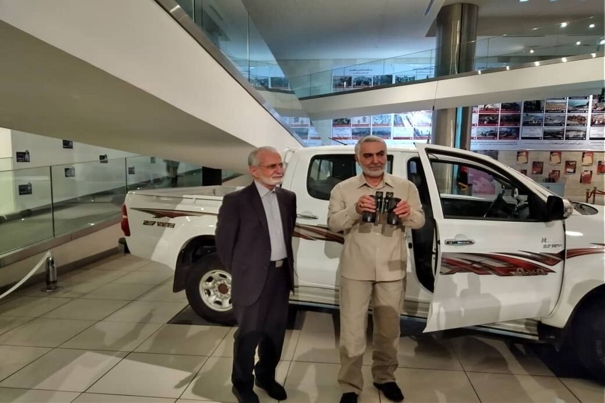 خرازی از موزه انقلاب اسلامی و دفاع مقدس بازدید کرد