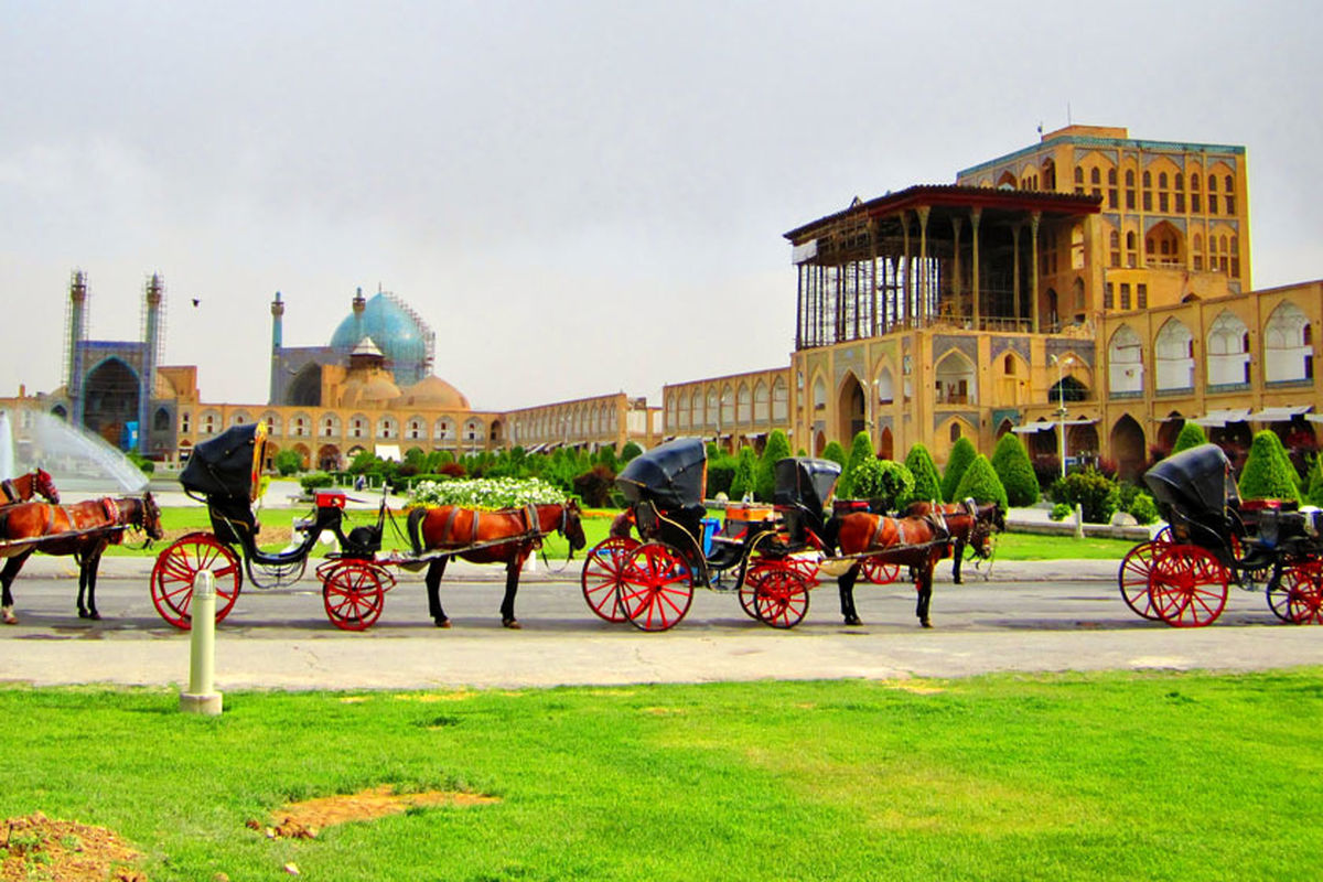 میزبانی اصفهان از ۲۸۰ هزار گردشگر خارجی از ابتدای نیمه دوم تا ابتدای اسفندماه سال ۹۸