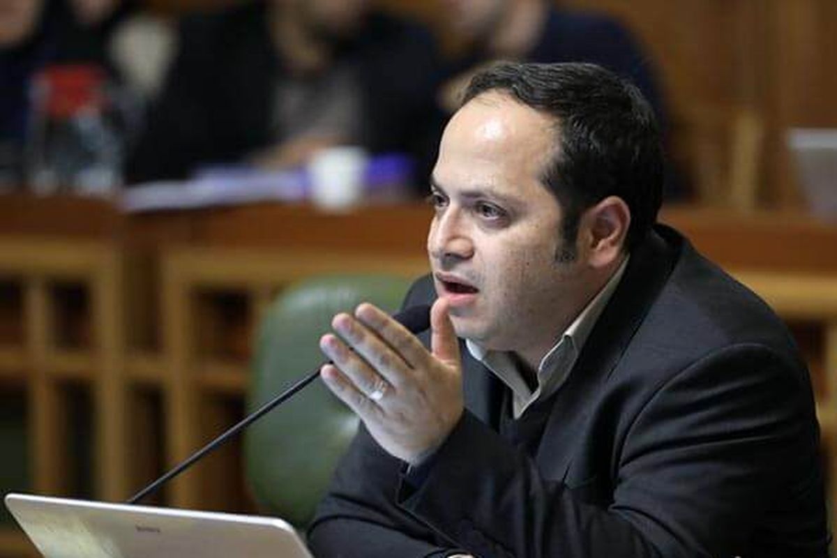 واکنش عضو شورای شهر تهران به تصویب فوریت یک طرح در مجلس