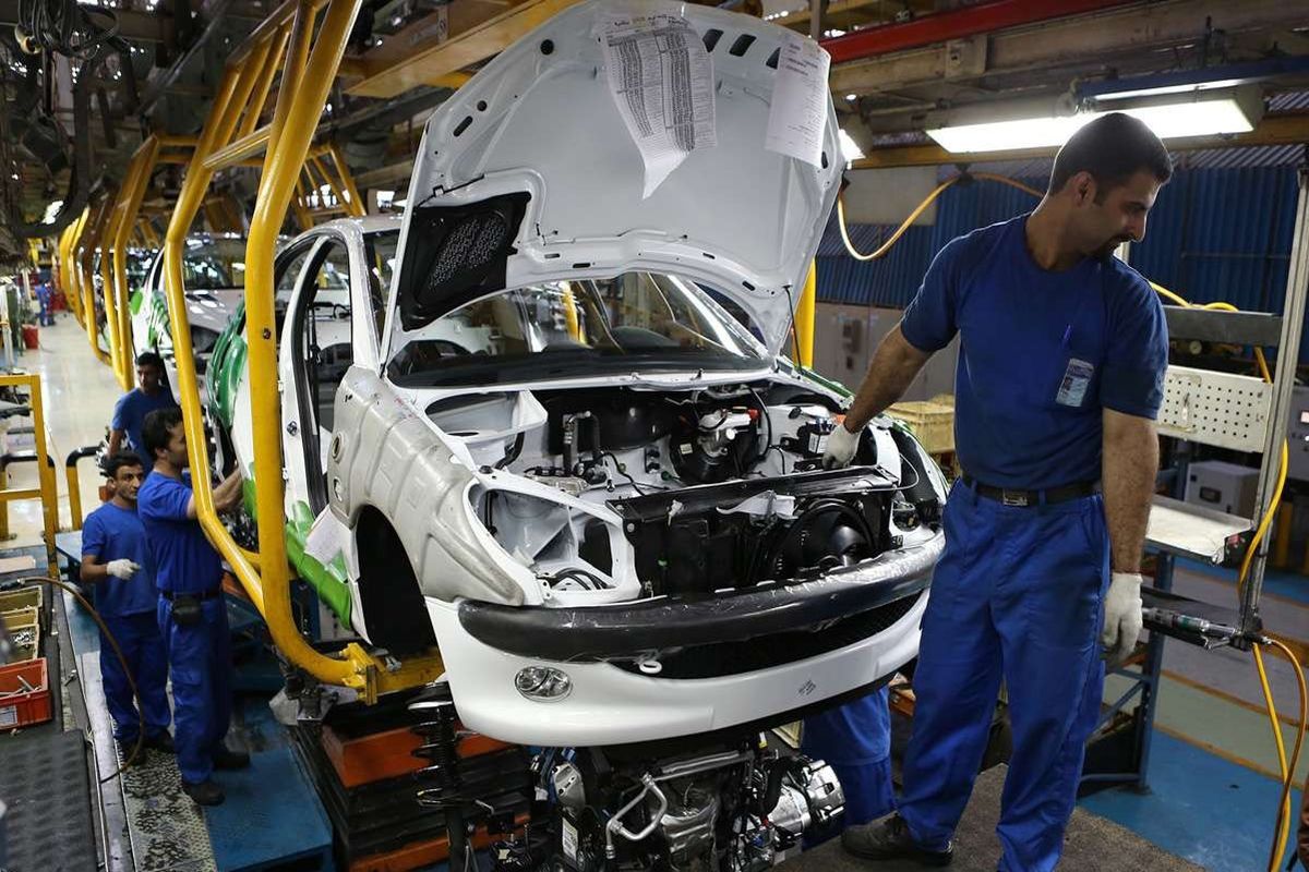 تولید بیش از ۲۸۵ هزار خودرو در ایران خودرو از ابتدای سال