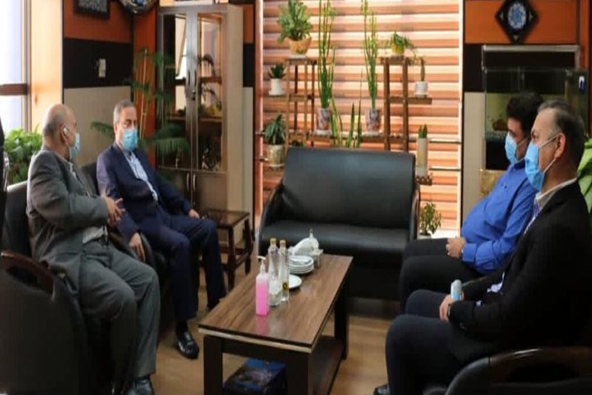 نشست صمیمی دکتر ابطحی با شهردار منطقه ۵ تهران