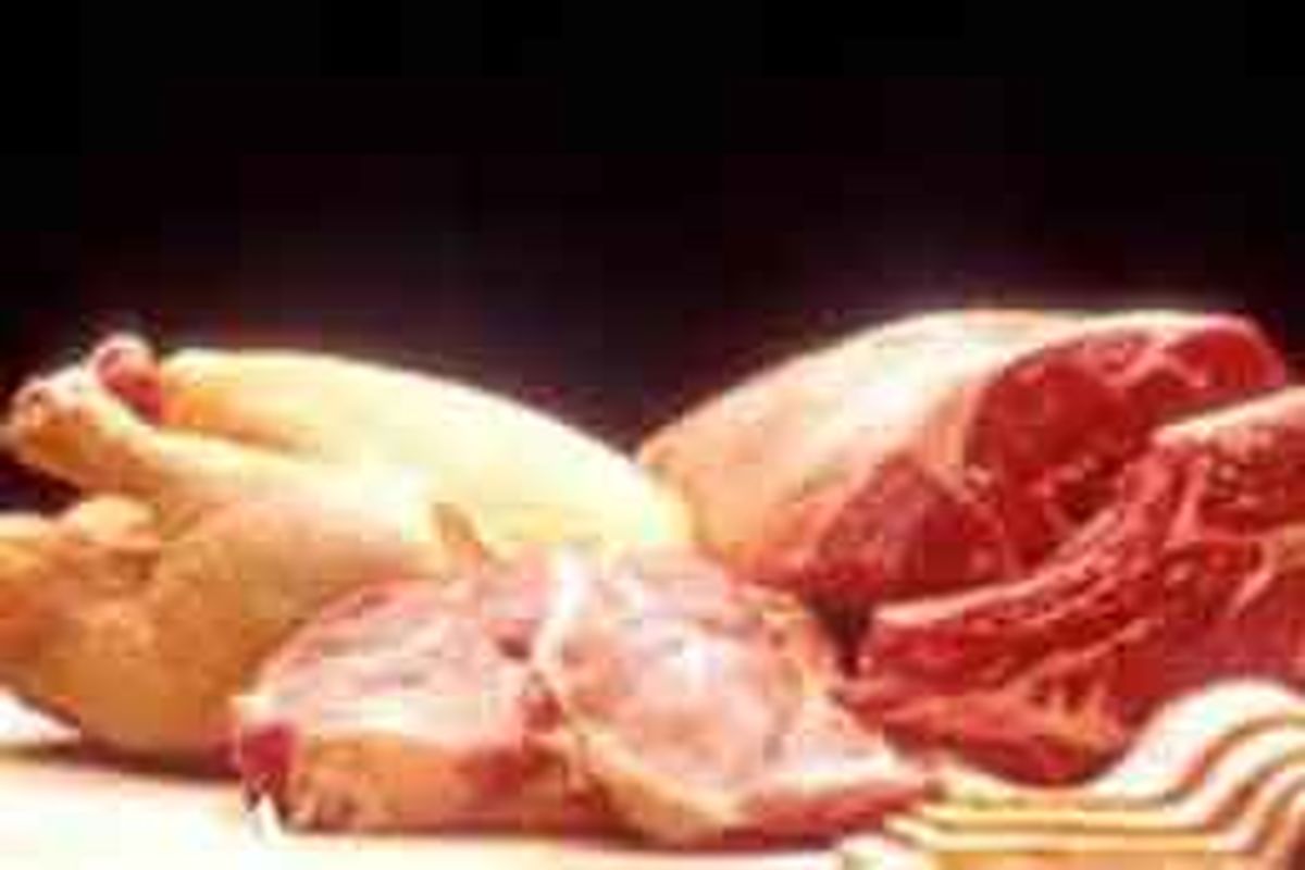 قیمت گوشت سفید از قیمت مصوب بالاتر است