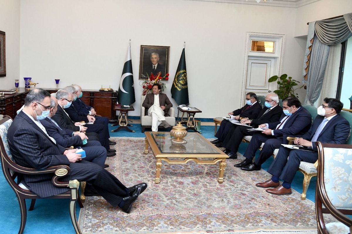دیدار ظریف با نخست وزیر پاکستان