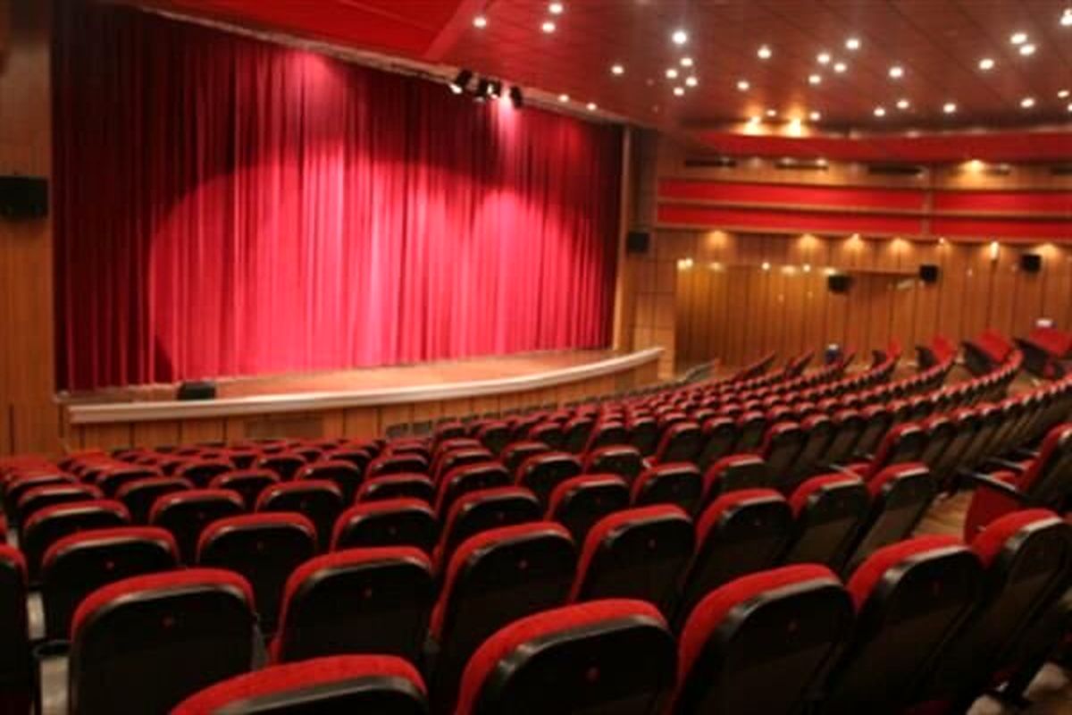 انتقاد اهالی تئاتر به بازگشایی سالن ها تا ساعت ۱۸