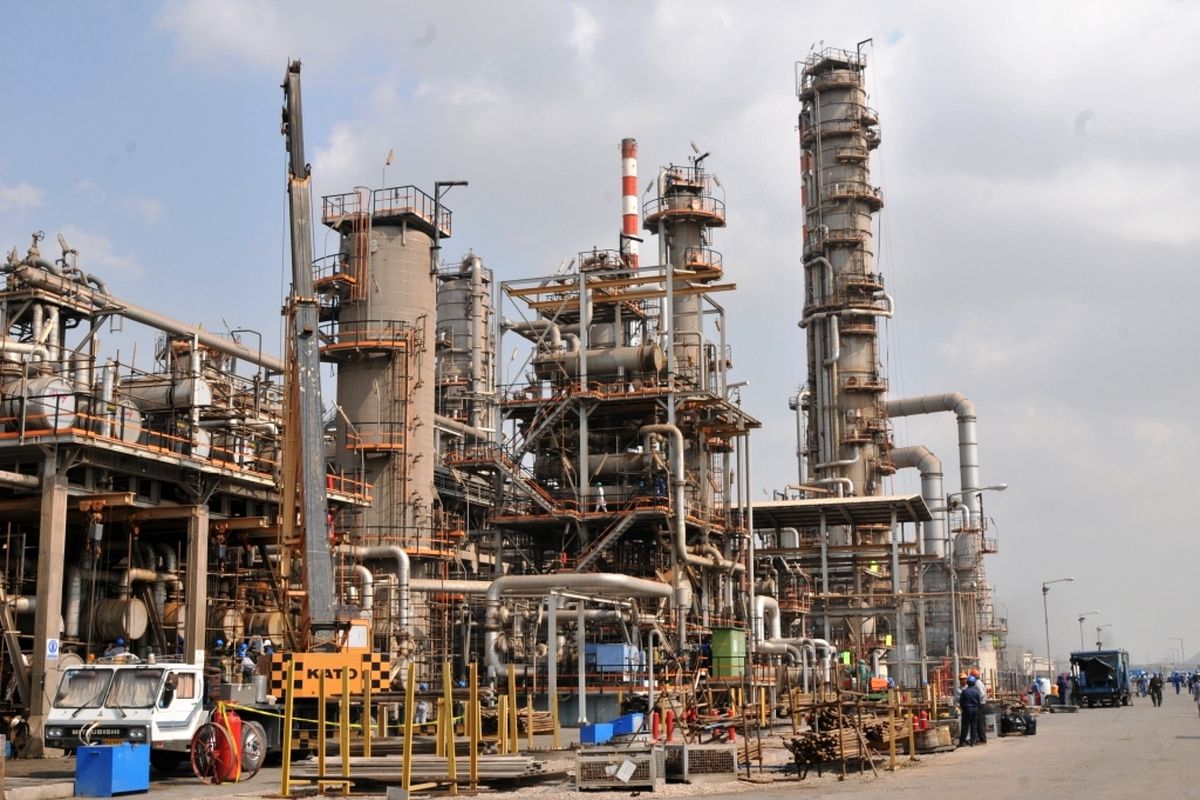 اجرای موفق تعمیرات اساسی با تاکید بر استانداردهای ایمنی در پالایشگاه نفت بندرعباس