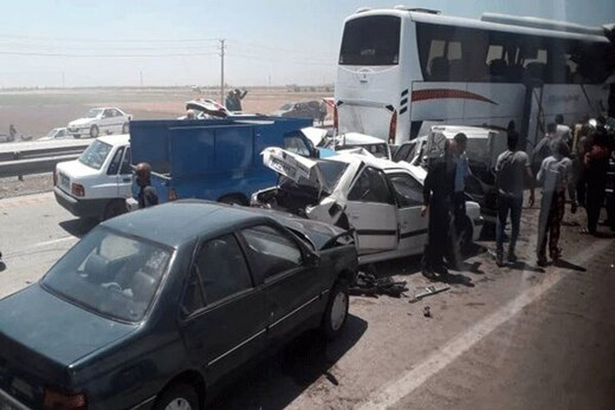 تصادف ماشین همراهان نمایندگان مجلس با یک کامیون/نماینده مردم چابهار در سفر حضور نداشته است
