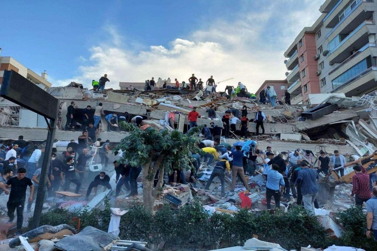 وقوع دومین زمین لرزه شدید در ازمیر ترکیه/ ثبت بیش از ۸۴ پس‌لرزه+ عکس
