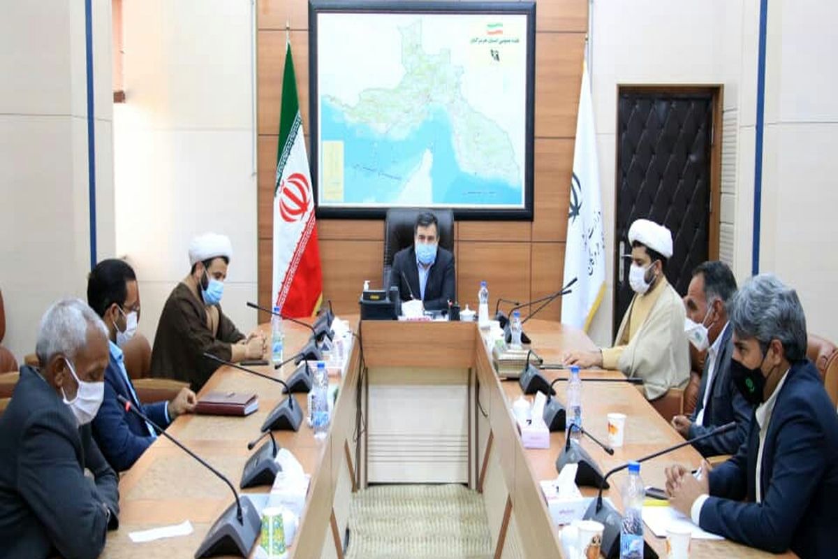 راهسازی و توسعه آبرسانی روستایی در بخش احمدی در اولویت قرار دارد