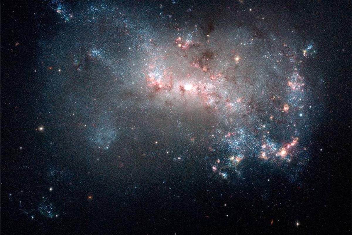 تصویری از اعماق فضا به مناسبت ۳۰سالگی تلسکوپ هابل