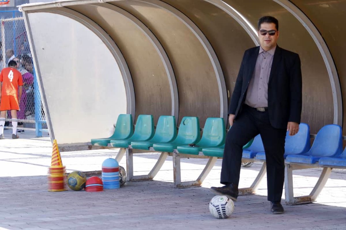 هیئت فوتبال استان کرمان پیگیر حضور حداقلی هواداران در ورزشگاه‌ها است