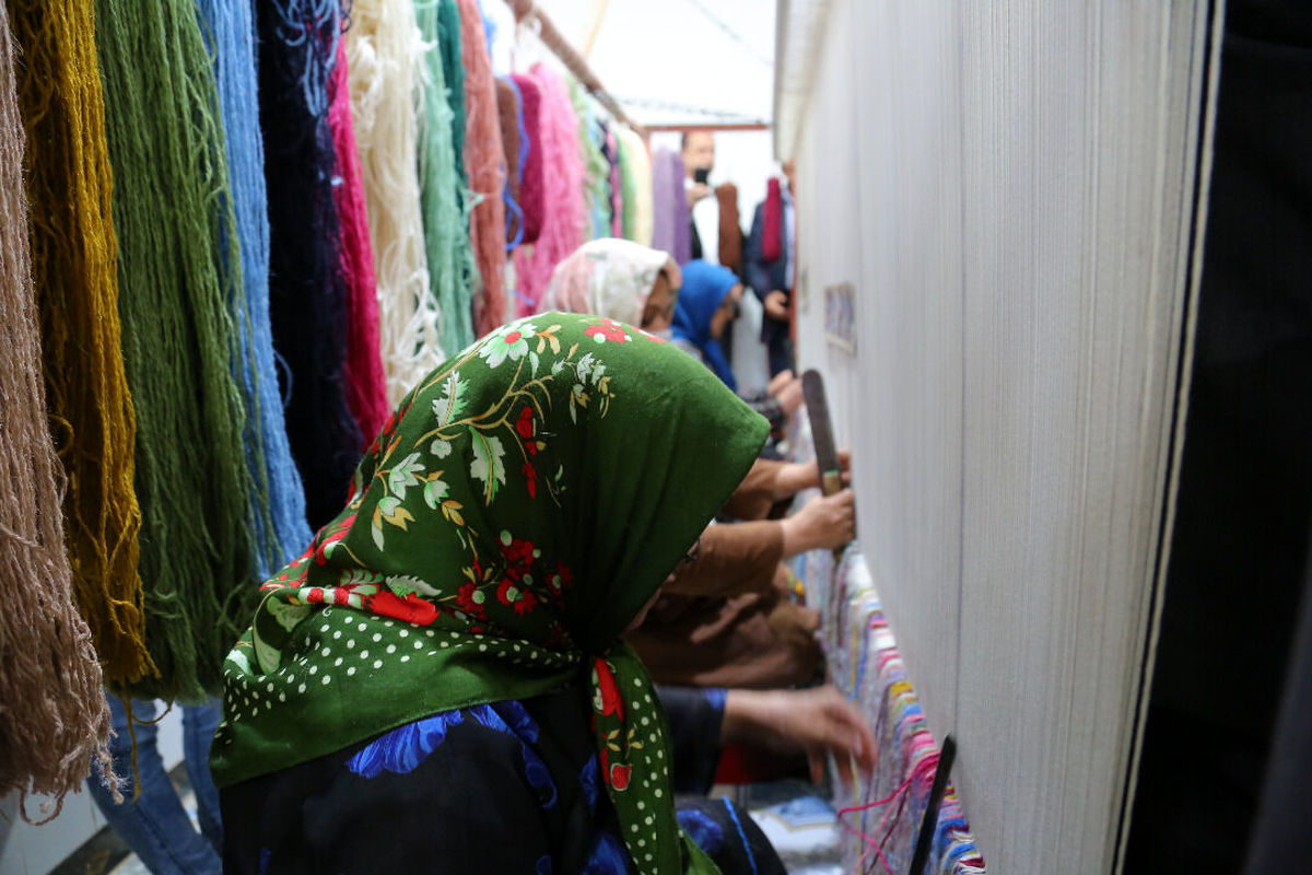 لزوم راه اندازی بازارچه‌های خود اشتغالی زنان در آذربایجان غربی