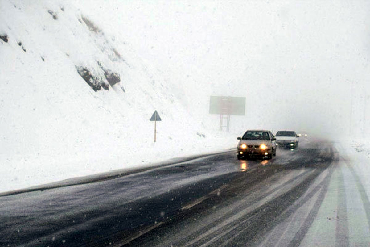 بارش برف و باران در محور های ارتباطی کردستان