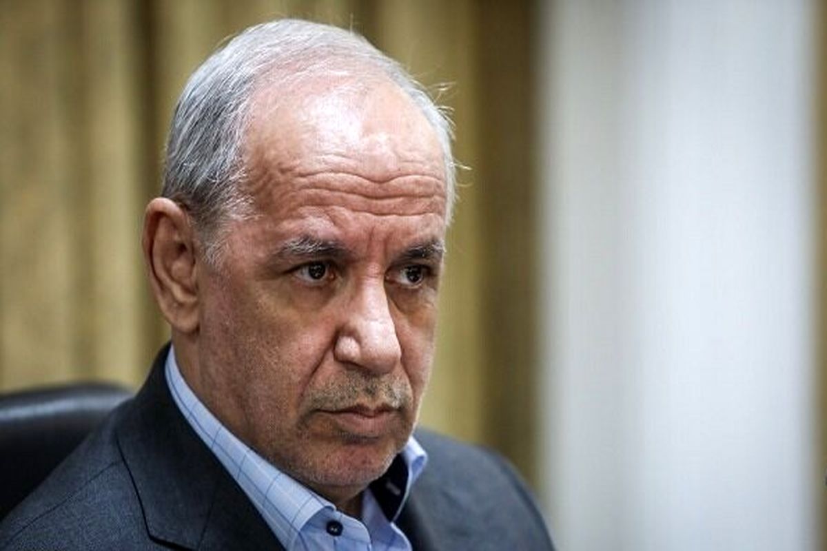 ادارات هفته آینده تعطیل هستند/ تعطیلی شامل همه کارکنان دولت می شود/ مدیران باید با حداقل نیرو کار را پیش ببرند