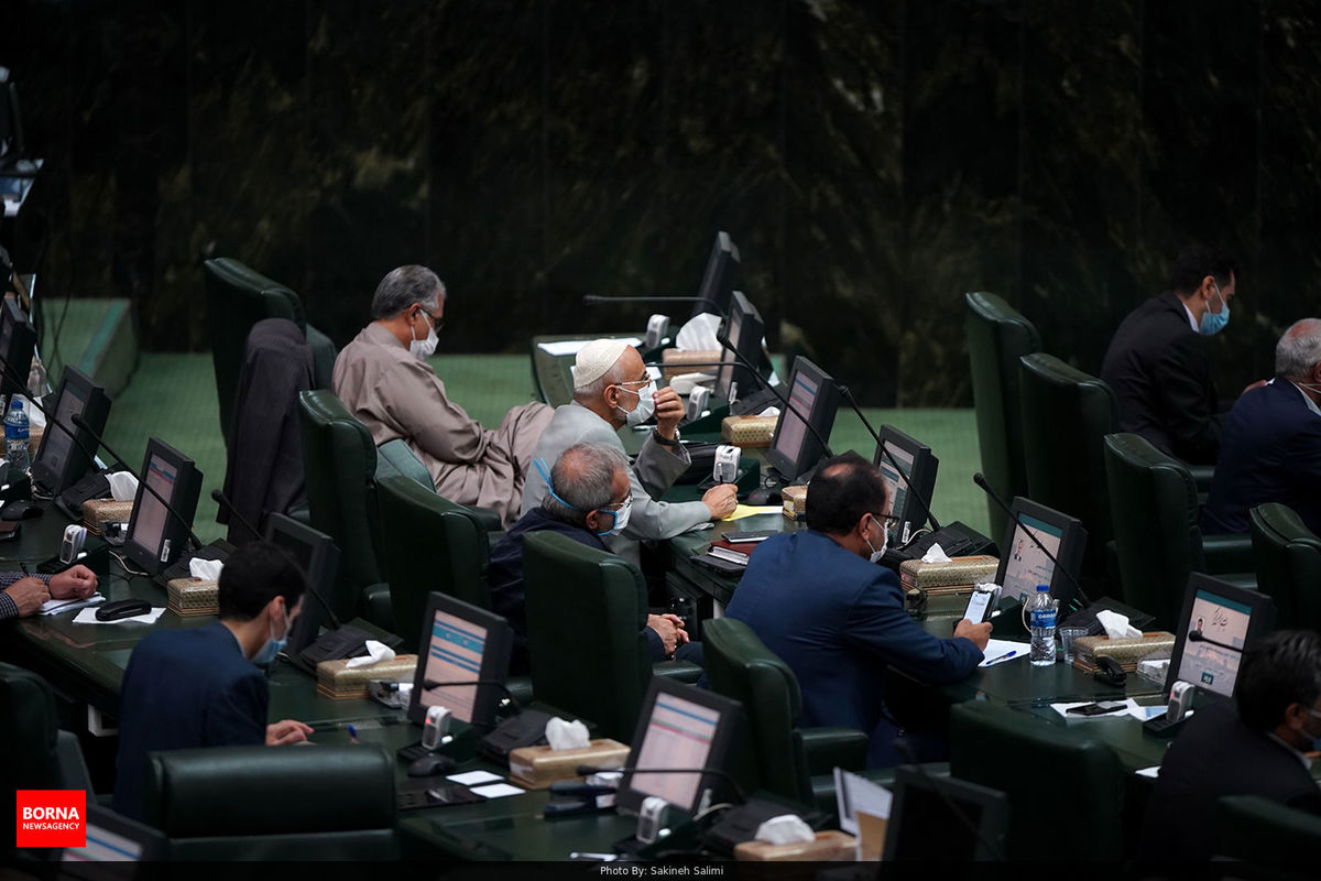 یک نفتکش ایرانی در اندونزی توقیف شد/ مجلس لایحه بودجه را رد کرد، دولت تشکر کرد!