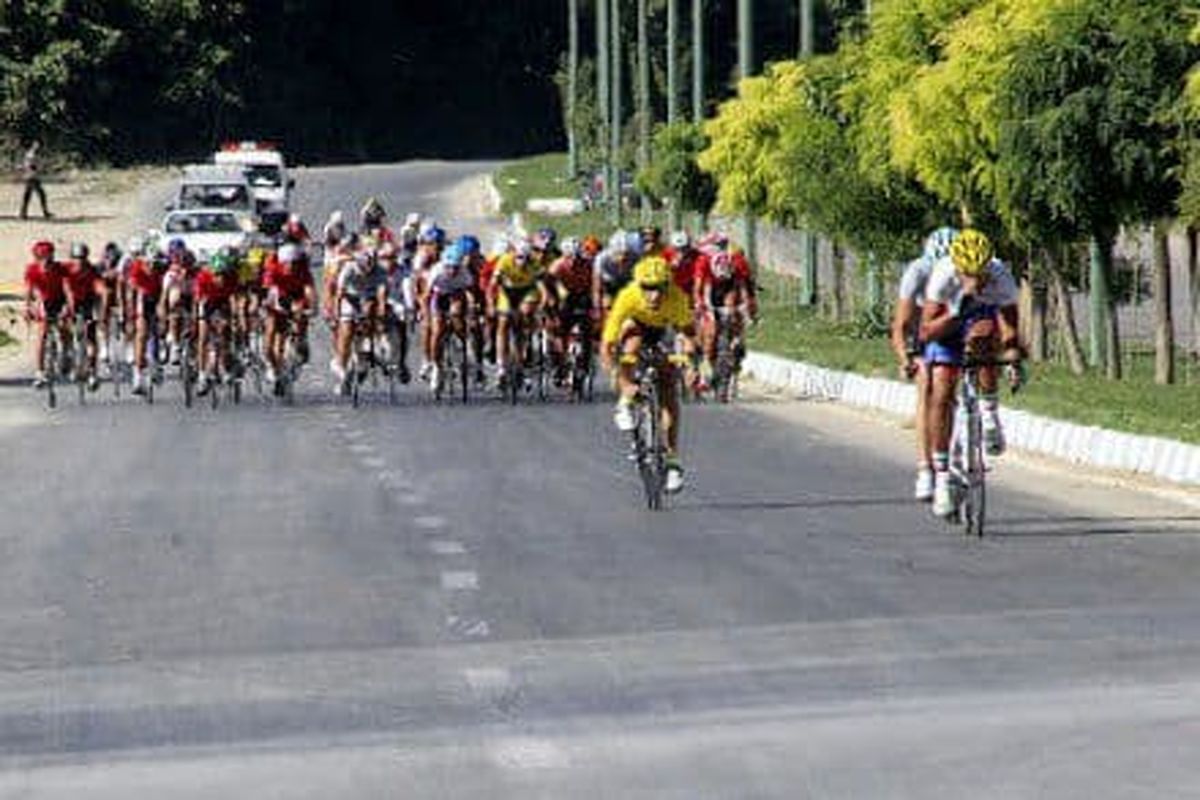 مسابقات دوچرخه‌ سواری جایزه بزرگ جاده برگزار می‌شود