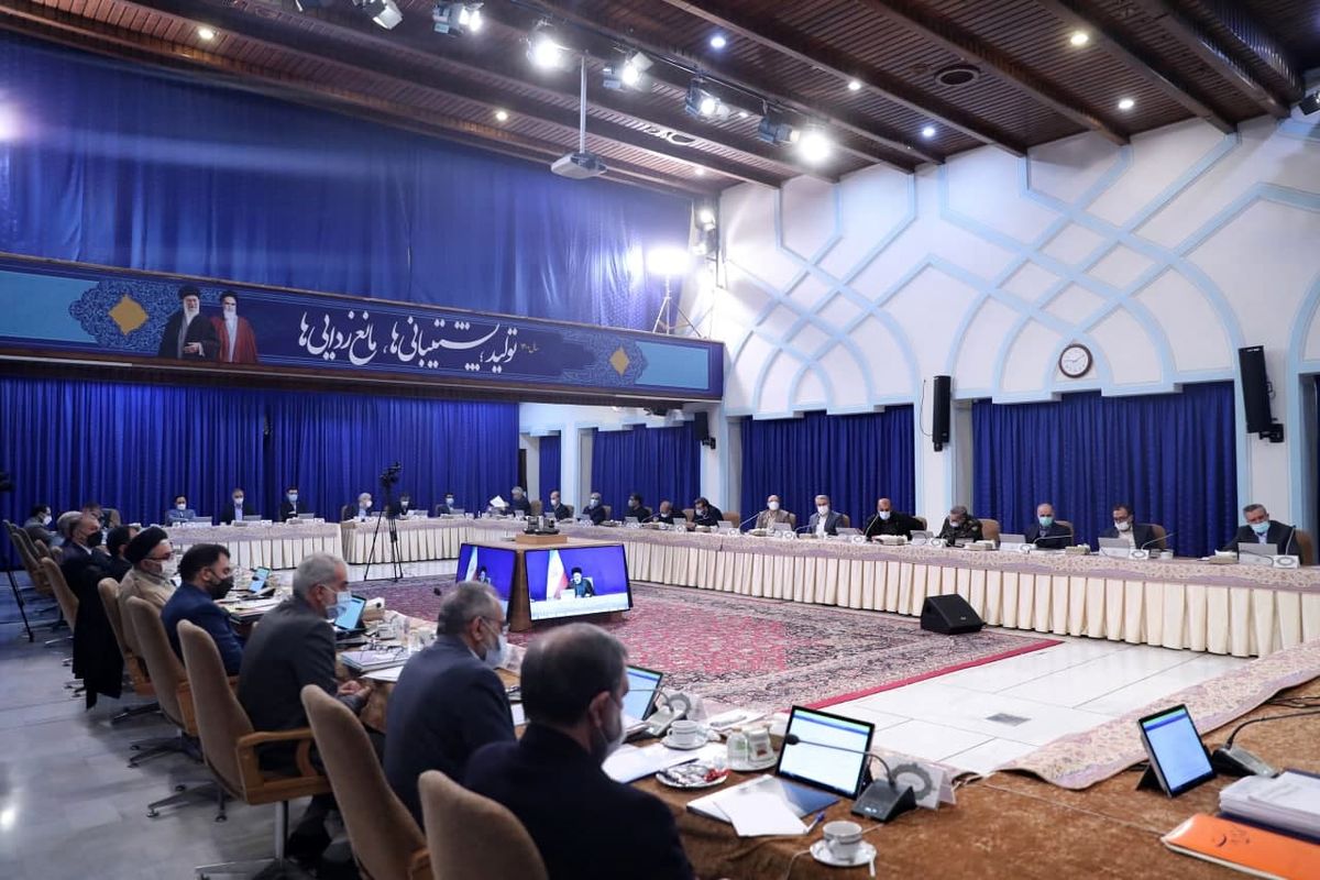 انجام تست کرونا از همه کسانی که به کشور وارد می‌شوند، ضروری است/ لزوم واکسیناسیون همه افراد بویژه مهاجرین