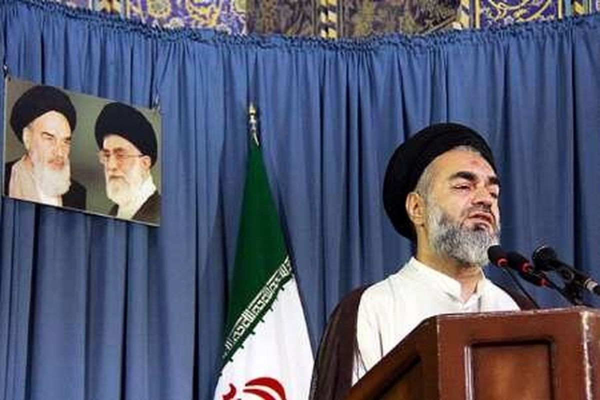 امام جمعه موقت اصفهان: مسئولان باید به مطالبات مردمی اهمیت بدهند