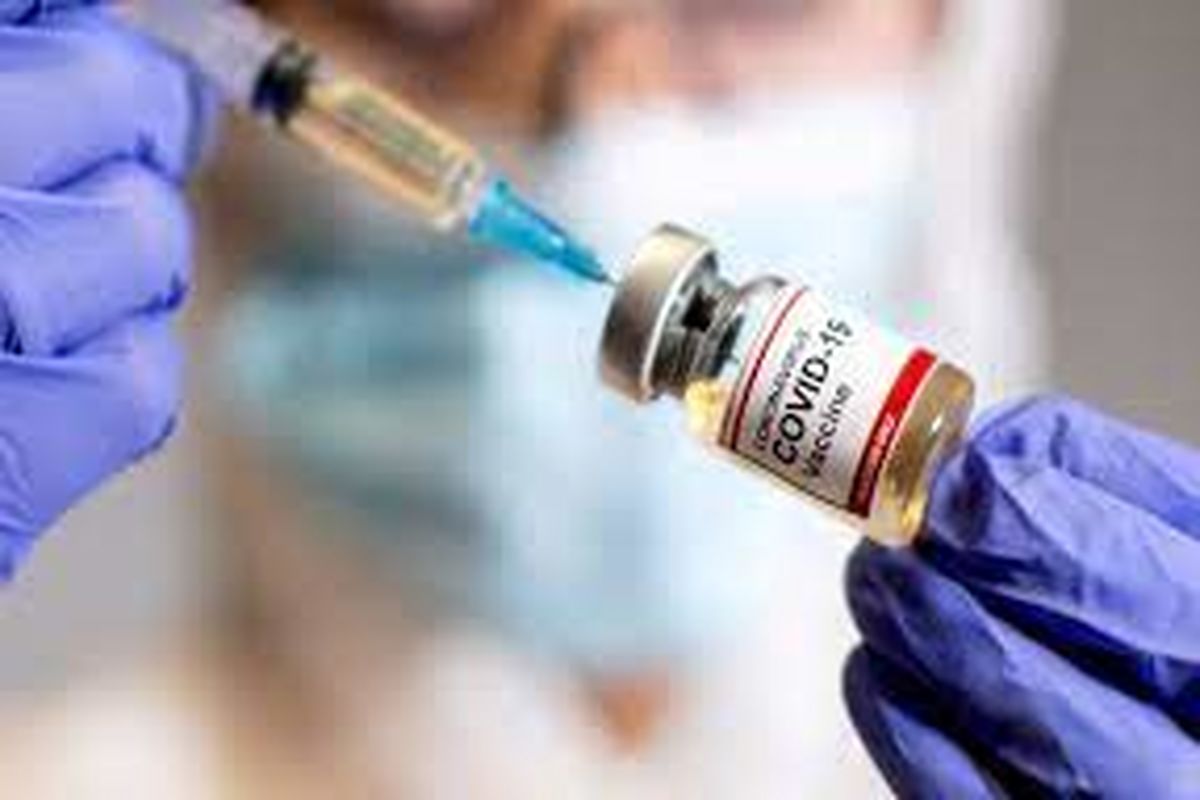 آغاز تزریق دُز سوم واکسن کرونا به افراد بالای ۱۸ سال