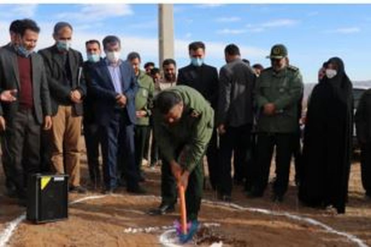 کلنگ تامین آب آشامیدنی سه روستای شهرستان آوج به زمین زده شد