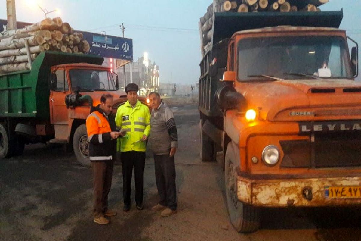 کنترل و نظارت بالغ بر ۱۷ هزار ناوگان حمل و نقل جاده ای استان آذربایجان‌غربی