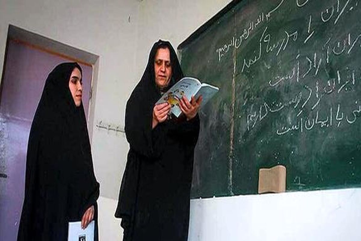 پیگیر تعیین تکلیف آموزشیاران نهضت سواد آموزی در مجلس شورای اسلامی هستیم