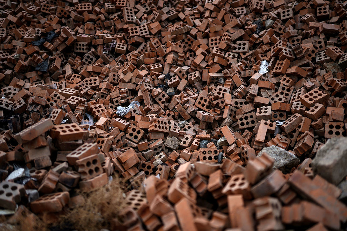 صدور ۴ پروانه استاندارد آجر در دی ماه