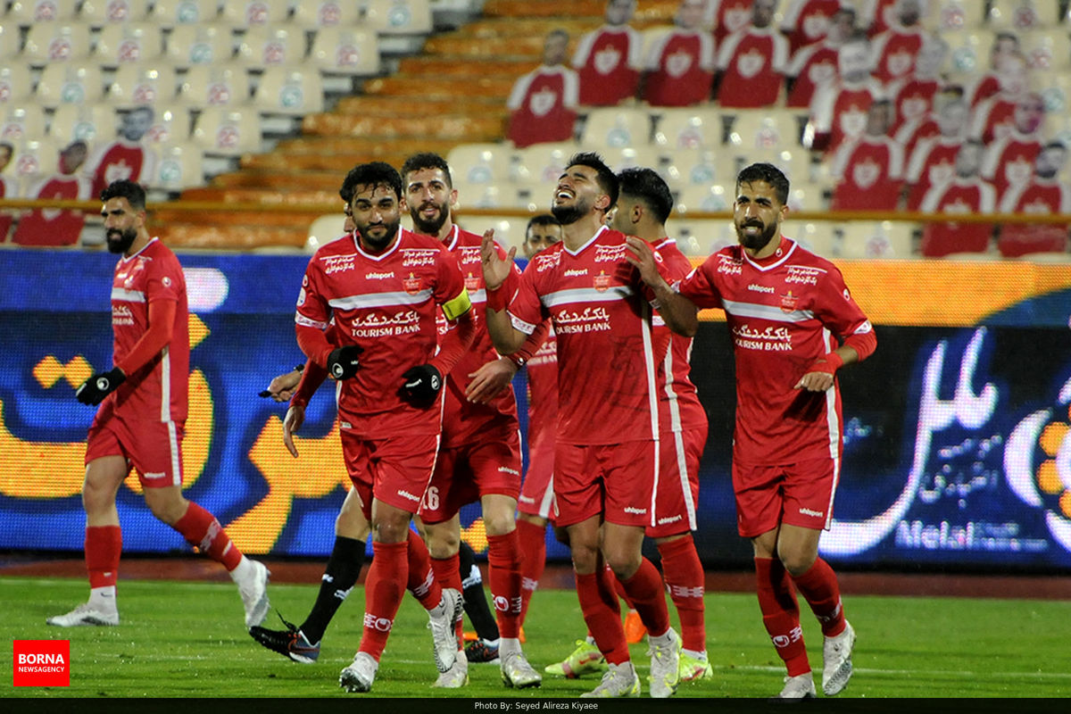 عدد ۱۶ به نام پرسپولیس