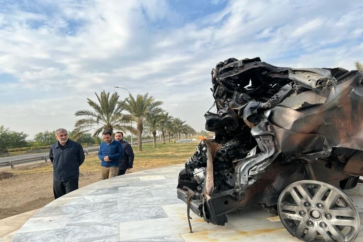 ادای احترام نیکزاد به مقام شامخ شهدای مدافع حرم