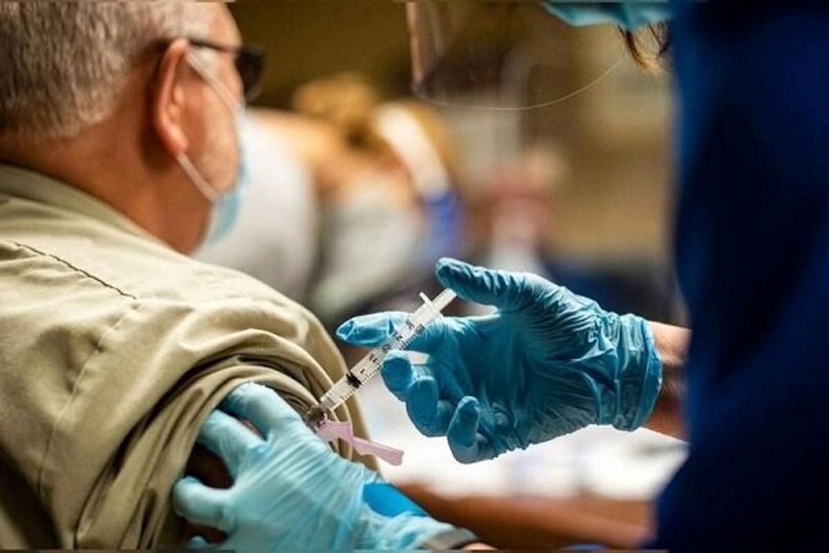 ۲۲۰ هزار البرزی دُز سوم واکسن را تزریق کرده‌اند