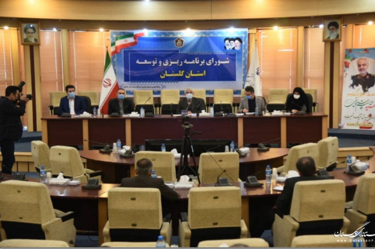 تسهیل حضور هلدینگ های سرمایه گذاری ملی در گلستان ضروری است