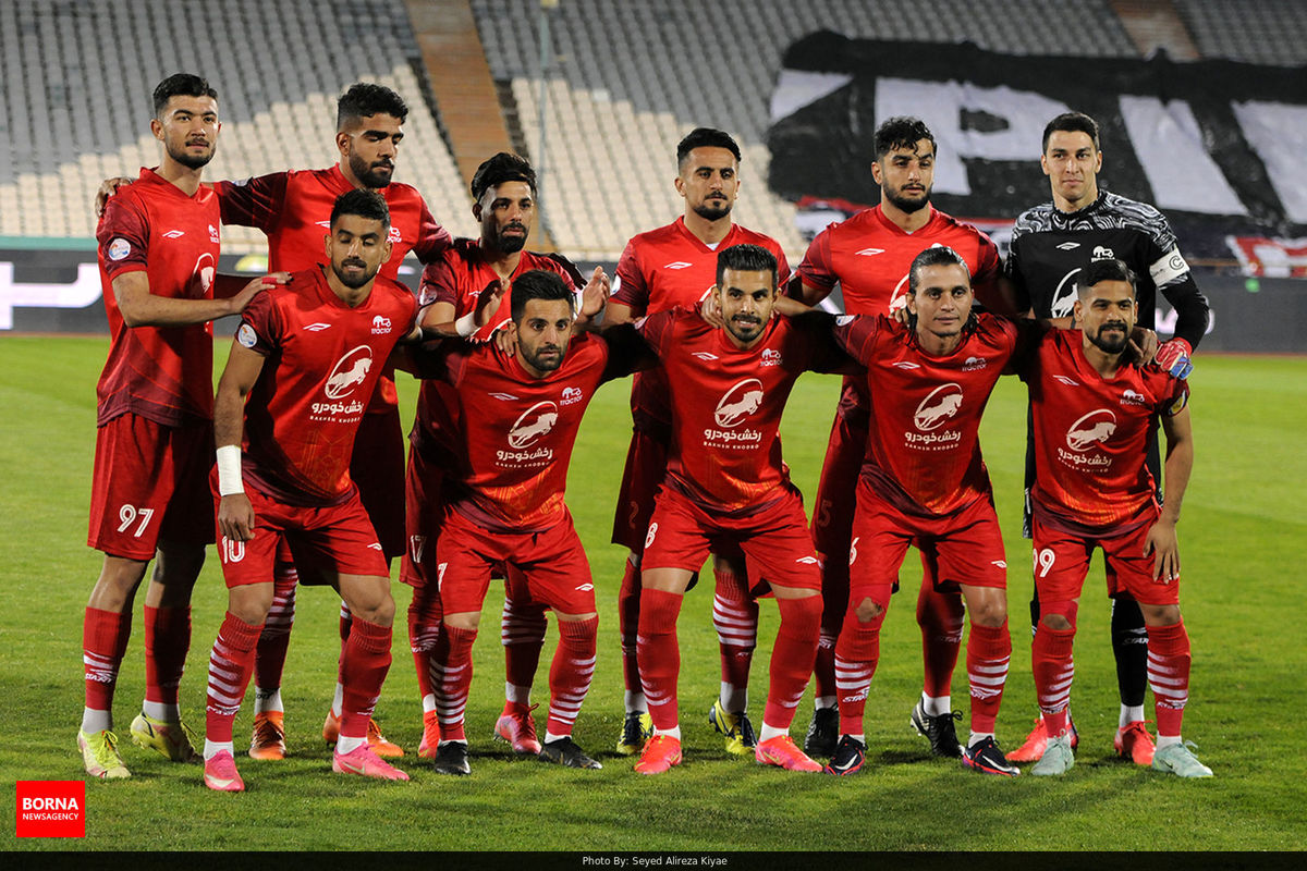 ستاره‌های سرخ‌پوش کرونایی شدند