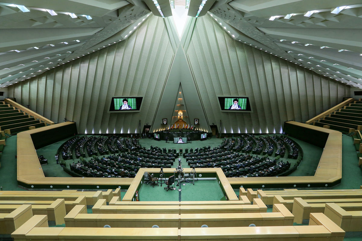 بیانیه ۲۴۲ نفر از نمایندگان به مناسبت سالروز تاسیس کمیته امداد امام خمینی