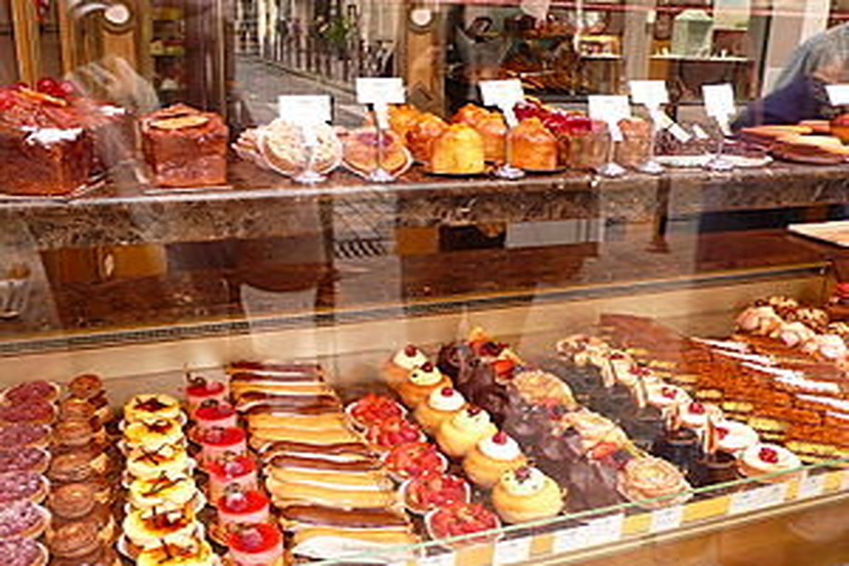شیرینی فروشی‌های کرج درآستانه نوروز زیر ذره بین نظارت می‌روند