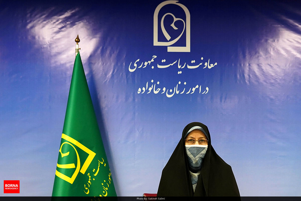 خزعلی: تحریم‌ها علیه ایران اجرای برنامه‌های سلامت و دارو را با مشکل مواجه کرده است