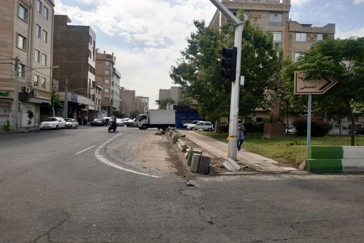 آغاز عملیات اصلاح هندسی تقاطع خیابان‌های مهران و شهید مطهری