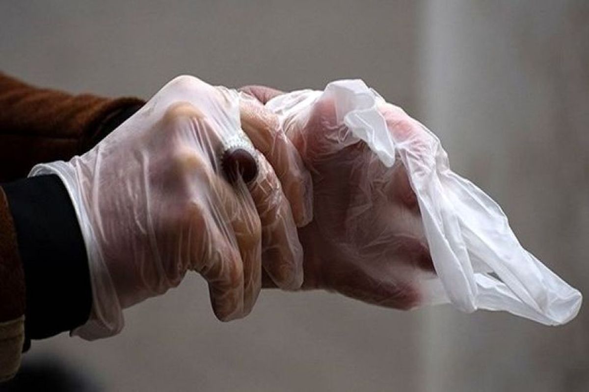 دستکش ویروس کرونا را بیشتر پخش می‌کند؟