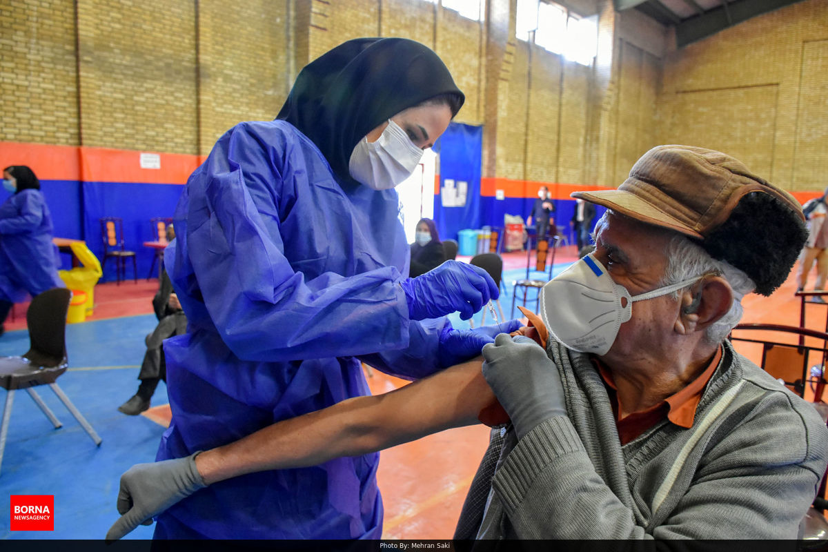 سالمندان بالای ۸۵ سال برای دریافت واکسن مراجعه کنند