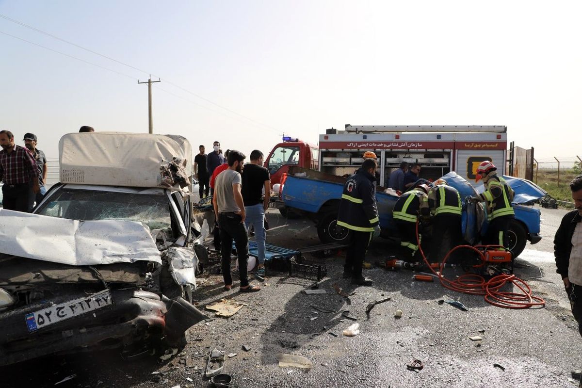 پنج کشته و زخمی در حادثه رانندگی میدان تره‌بار اراک