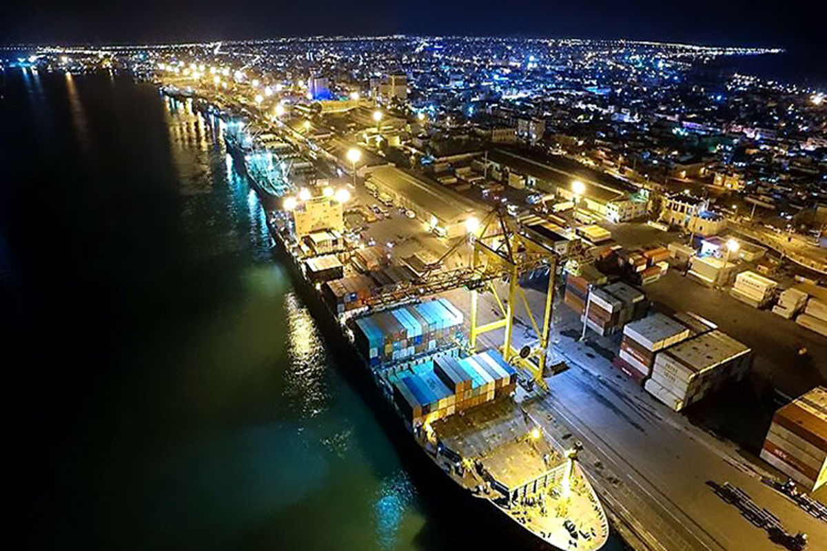 آمادگی بندر بوشهر برای تخلیه کالای کشتی‌های ۴۵ هزار تنی