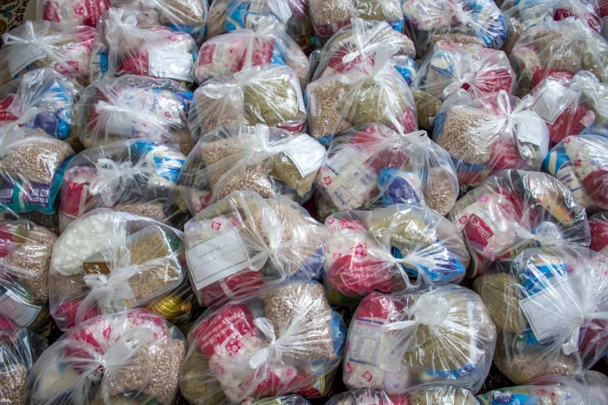 توزیع ۱۱ هزار بسته حمایتی بین آسیب دیدگان کرونا در اسدآباد