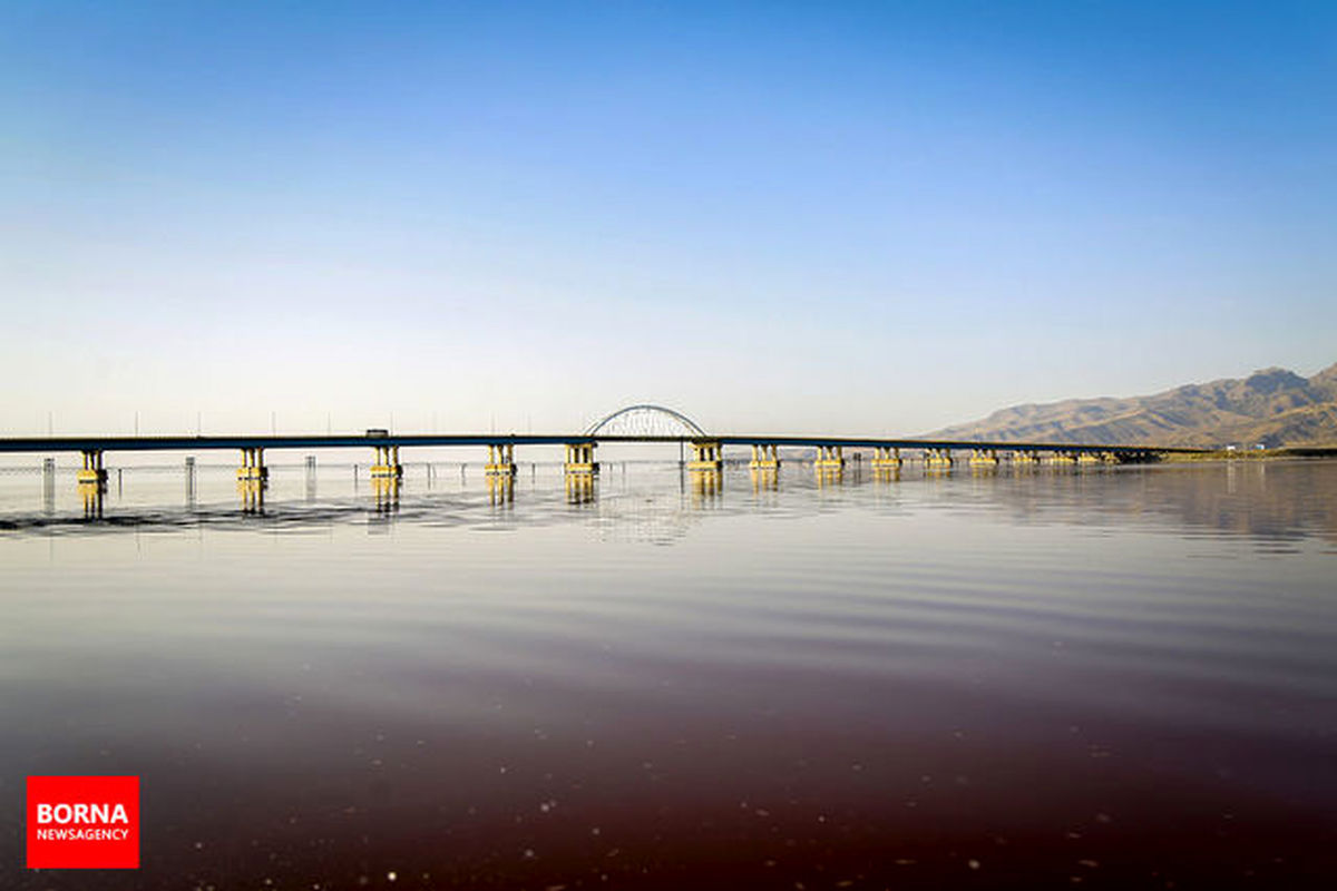 تراز دریاچه ارومیه ۳۸ سانتیمتر کاهش یافت