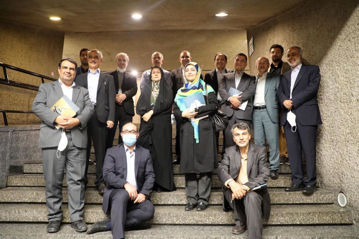 بازدید اعضای شورای شهر تهران از برج آزادی